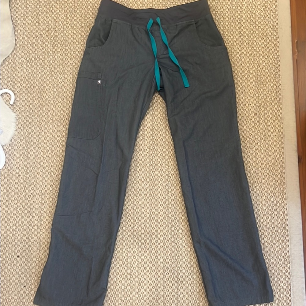 Women’s gray figs straight leg